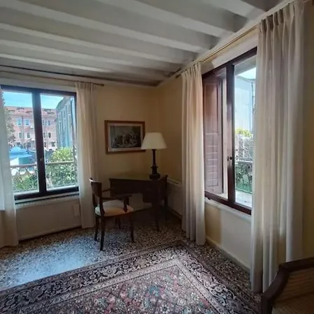 Apartamento Palazzo Querini Accademia Venecia