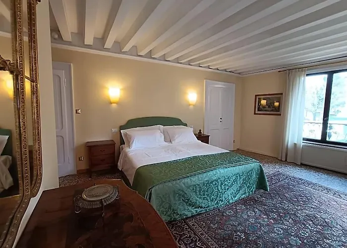 Apartment Palazzo Querini Accademia