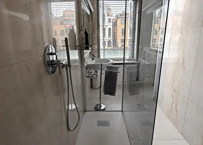 Palazzo Querini Accademia Venedig